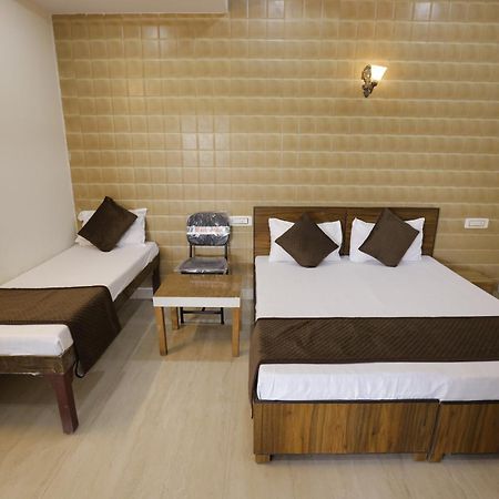 Basil Inn Home Stay Walking Distance From Taj Mahal Agra Агра Экстерьер фото