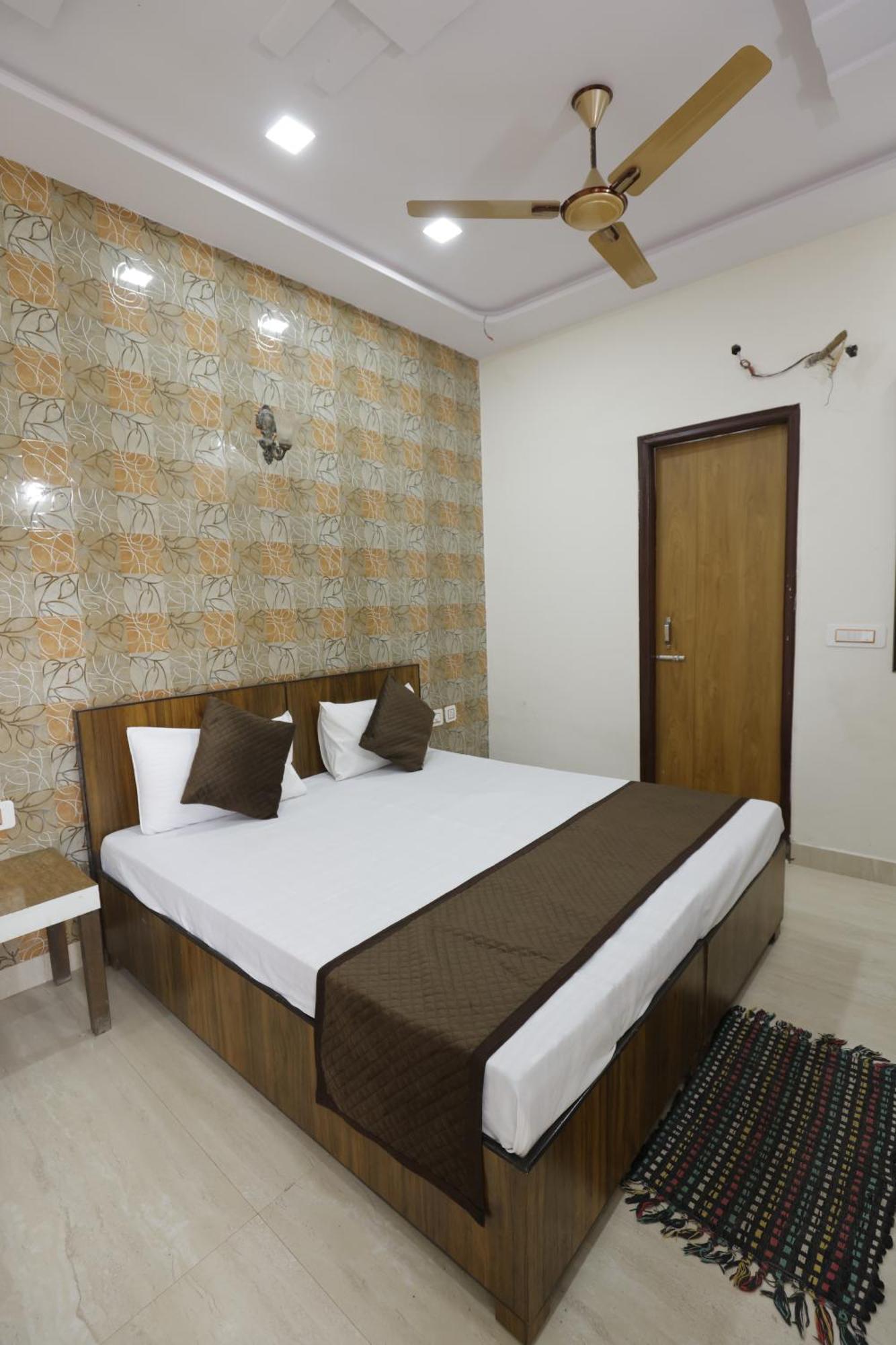 Basil Inn Home Stay Walking Distance From Taj Mahal Agra Агра Экстерьер фото