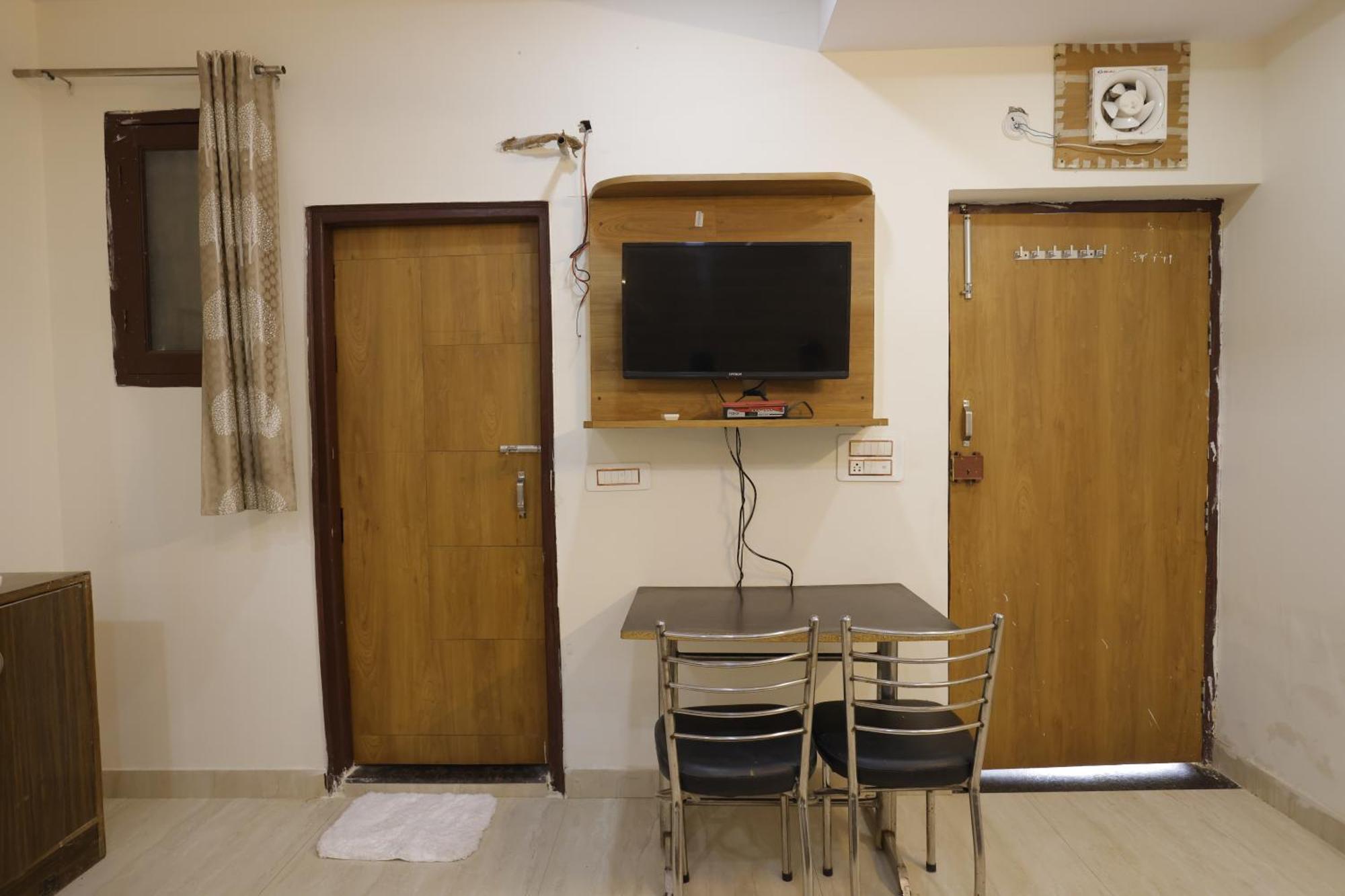 Basil Inn Home Stay Walking Distance From Taj Mahal Agra Агра Экстерьер фото